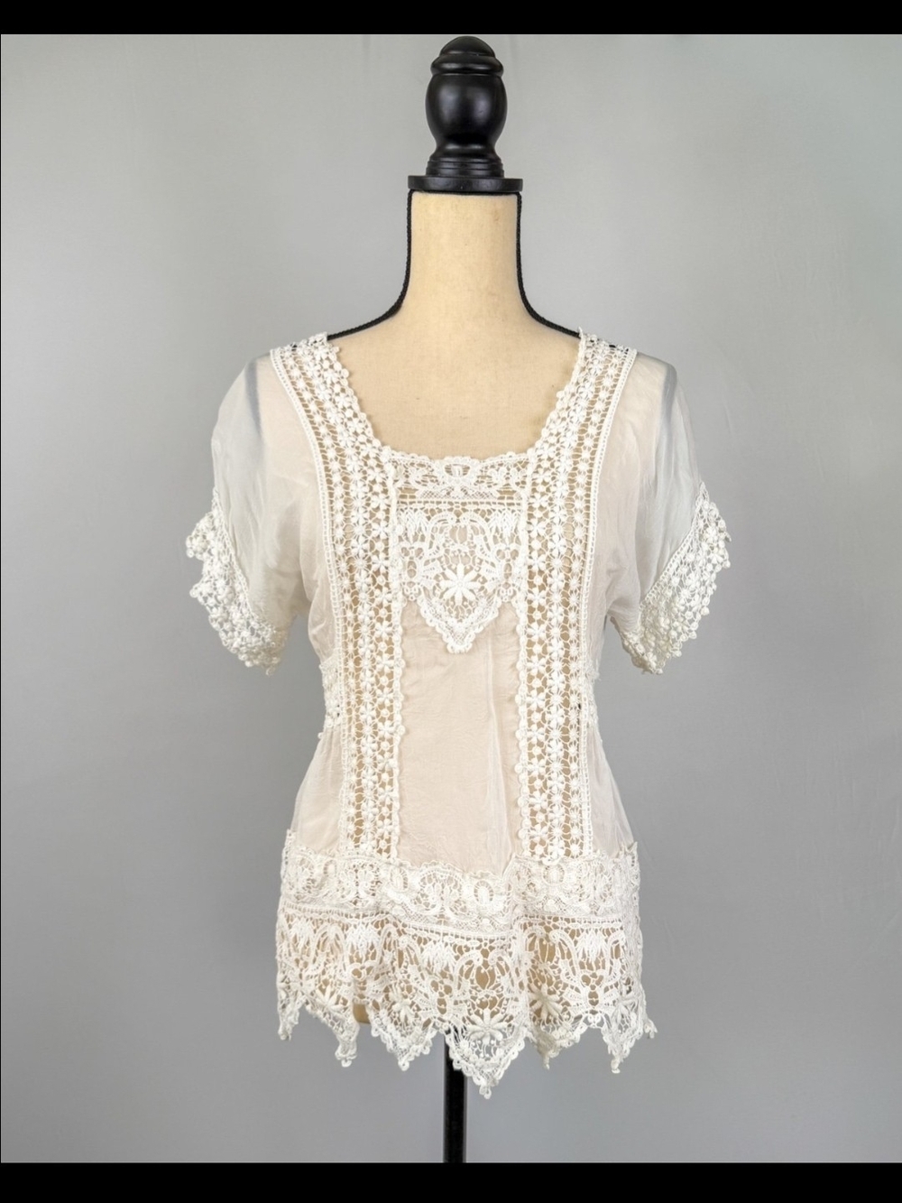 Johnny Was Cream Crochet Lace Scoop Neck Blouse